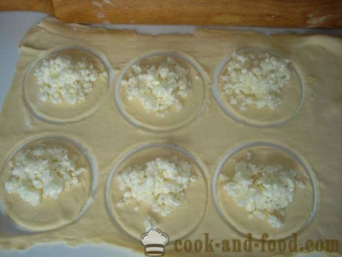 Sochniki med hytteost butterdej - hvordan til at bage sochniki med hytteost butterdej, en trin for trin opskrift fotos