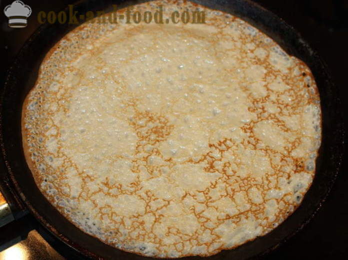 Almond crepes med huller - hvordan til at bage pandekager tynde med huller, en trin for trin opskrift fotos