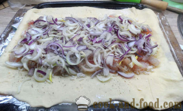 Gær kage med fisk og ris og frisk fisk - hvordan man laver en tærte med fisk i ovnen, med en trin for trin opskrift fotos
