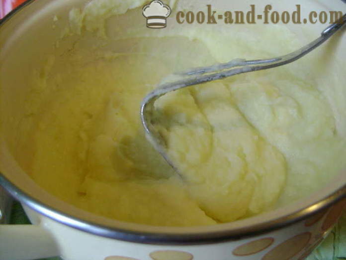Kartoffelmos med mælk - hvordan man laver kartoffelmos, en trin for trin opskrift fotos