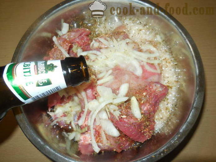 Kanin braiseret i øl i utyatnitsu - hvordan man laver en kanin i øl i ovnen, med en trin for trin opskrift fotos