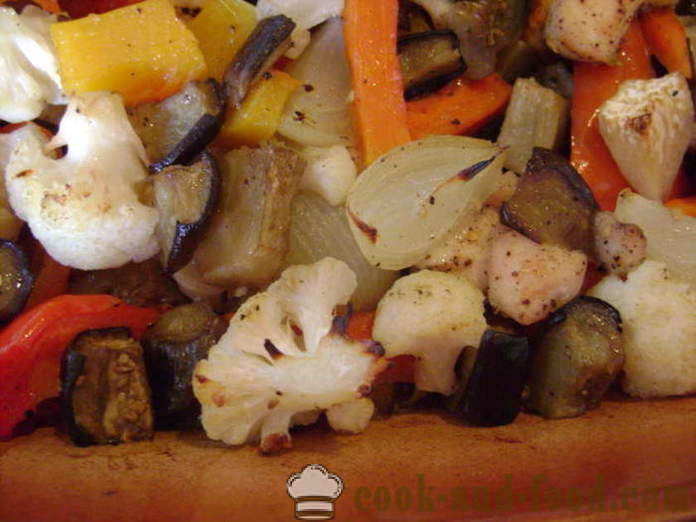 Kyllingefilet med grøntsager i ovnen - hvordan man laver kylling med grøntsager, en trin for trin opskrift fotos