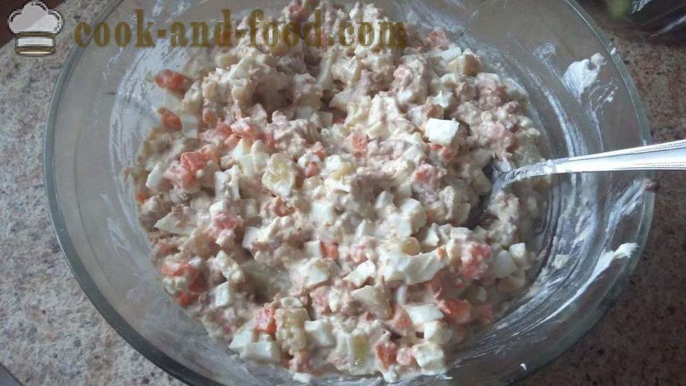 Salat af tun med æg og kartofler - hvordan man forbereder en salat af tun på dåse, trin for trin opskrift fotos