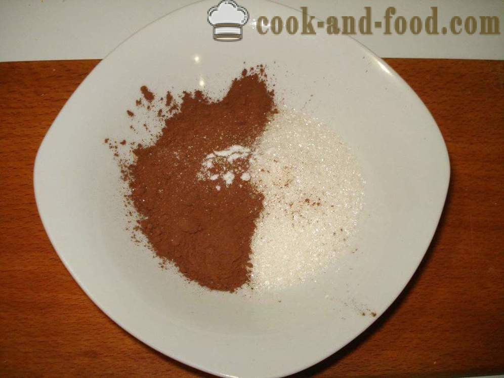 Hjemmelavet kakao med mælk - hvordan man laver den kakao pulver med mælk, en trin for trin opskrift fotos