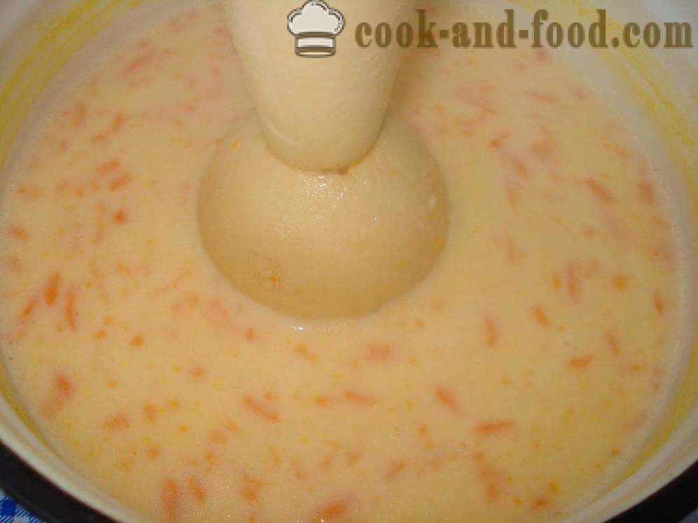 Ært suppe med kylling og croutoner - hvordan man kan lave mad ærtesuppe med kylling og smeltet ost, en trin for trin opskrift fotos