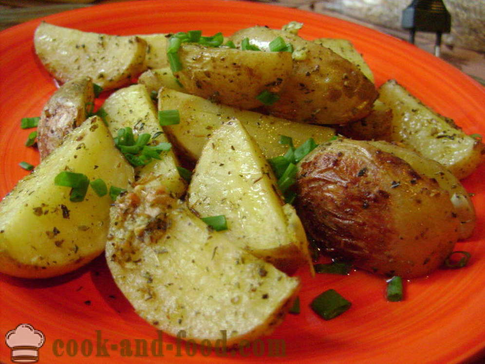 Kartofler bagt med en skorpe - som bages kartoffelskiver i ovnen, med et trin for trin opskrift billeder