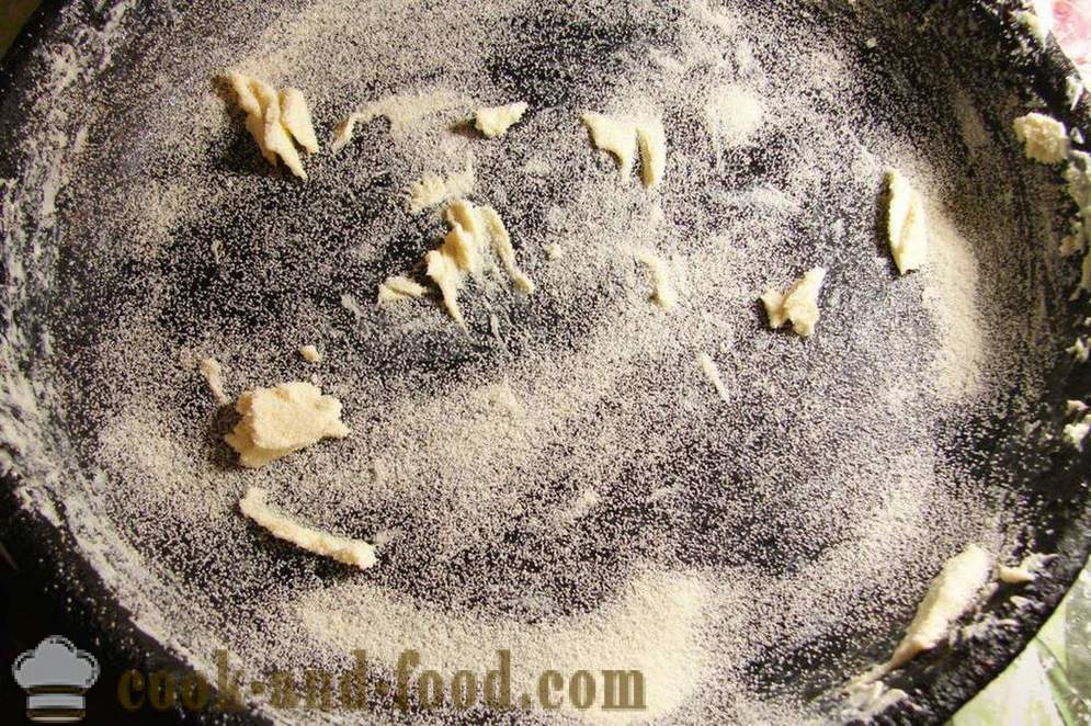 Hytteost gryderet med semulje - hvordan man laver hytteost gryderet i ovnen, med en trin for trin opskrift fotos