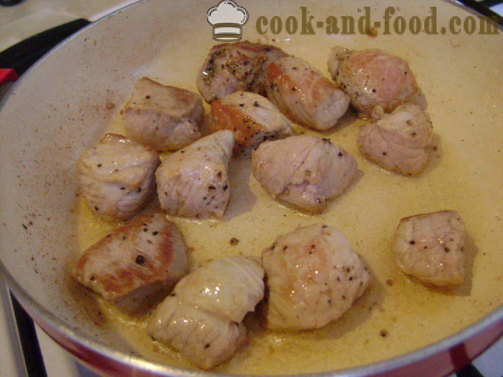 Braiseret kål med kartofler, kylling og svampe - både velsmagende til at lave mad for trin opskrift fotos stuvet kål, trin