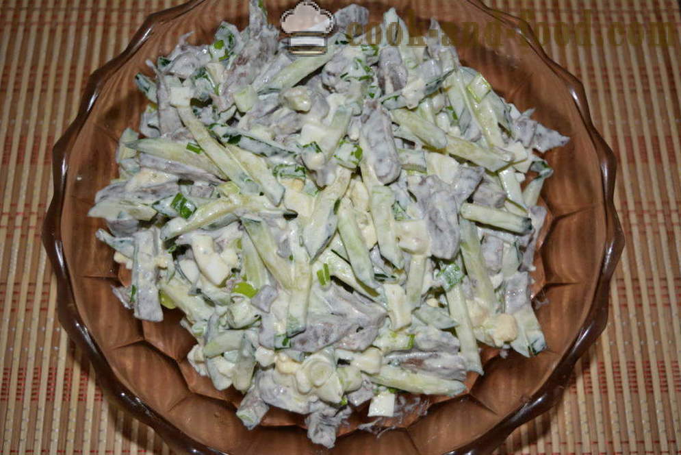 Salat fra oksekød hjerte med agurk og æg - hvordan man forbereder en salat af hjerter, en trin for trin opskrift fotos
