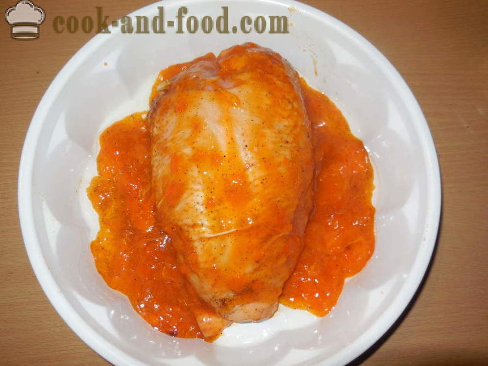 Saftig kyllingebryst bagt i ovnen - hvordan man tilbereder kyllingebryster i ovnen, med en trin for trin opskrift fotos
