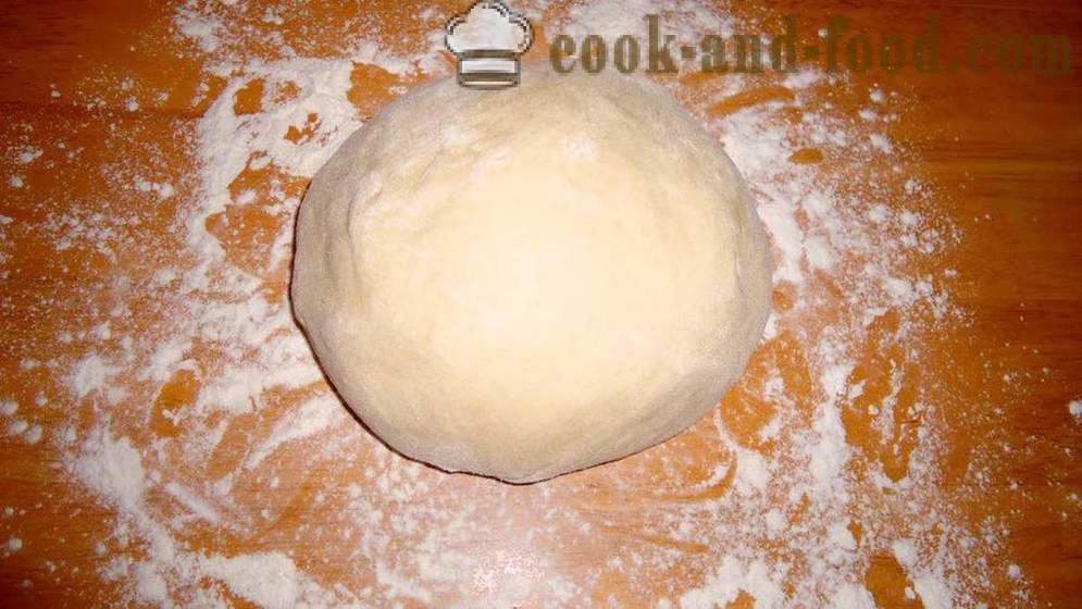 Gærdej i brødet maskine - hvordan man forbereder gærdej i brødet maskine, poshagovіy opskrift med et foto