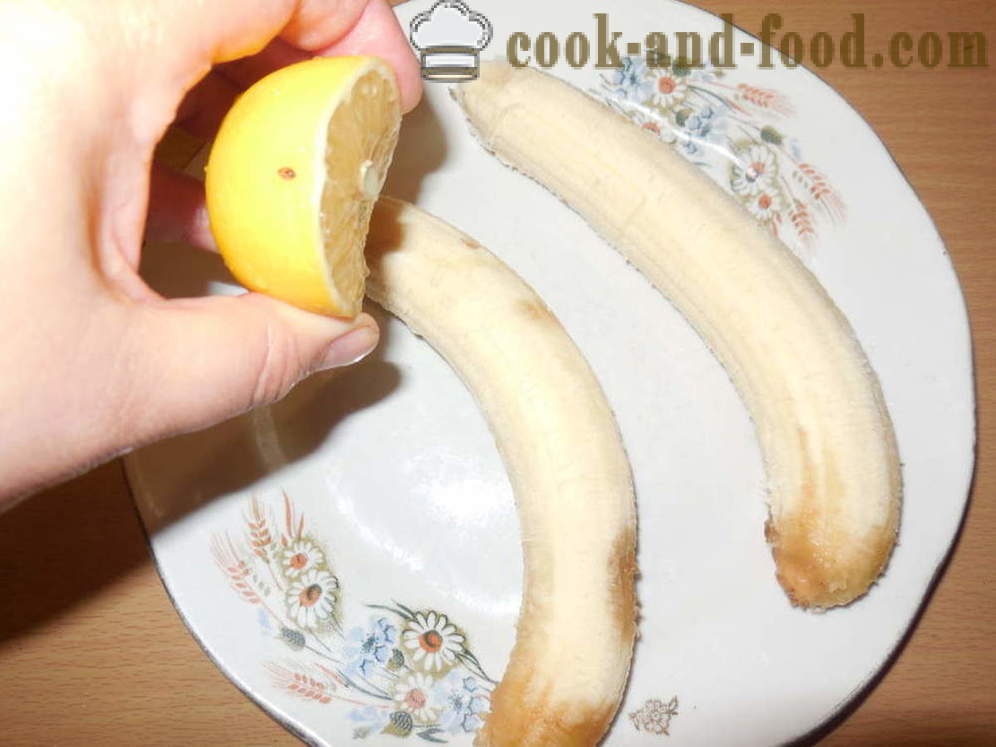 Bananer bagt i ovnen med nødder og sukker - ligesom bagt bananer i ovnen til dessert, en trin for trin opskrift fotos