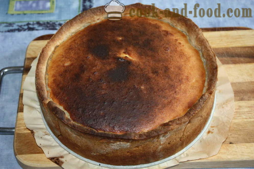 Hytteost gryderet med mørdej og blomme - hvordan man kan gøre hytteost gryderet i ovnen, med en trin for trin opskrift fotos