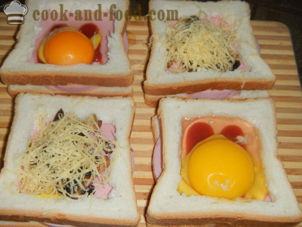 Hot sandwich med æg i ovnen - hvordan man laver en varm sandwich med æg, pølse og svampe, en trin for trin opskrift fotos