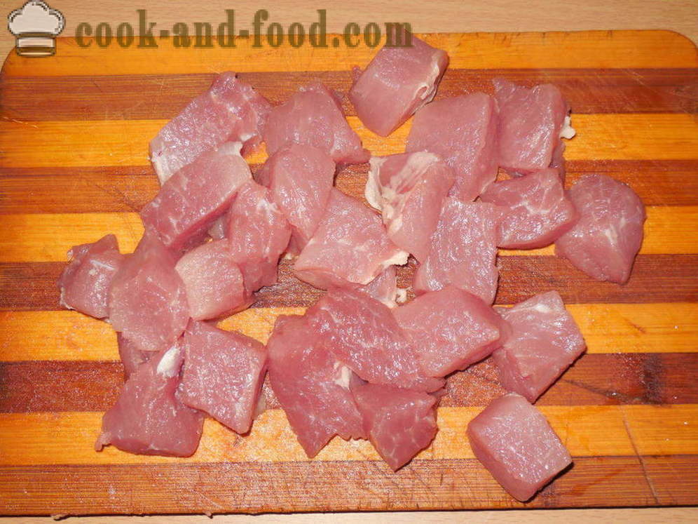 Bagt kartoffel med kød og grøntsager - hvordan man laver en gryderet af kartofler med kød i multivarka, trin for trin opskrift fotos