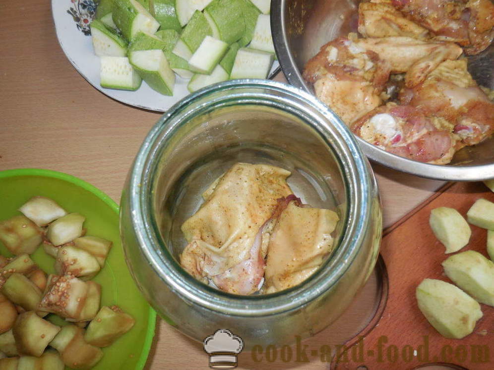 Braiseret kylling i puljen i ovnen i egen saft - hvordan til at bage kylling i puljen med grøntsager, en trin for trin opskrift fotos