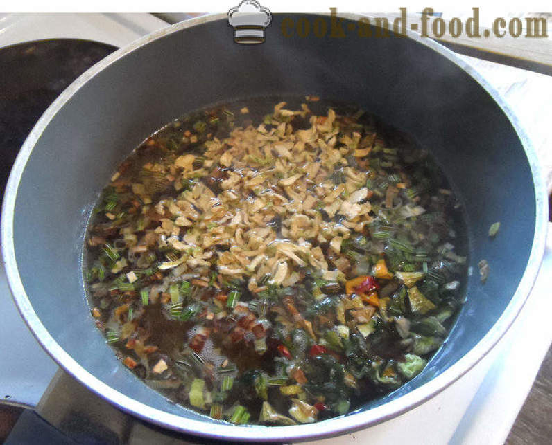 Grøntsagssuppe - hvordan man kan koge suppe af grønne grøntsager, en trin for trin opskrift fotos