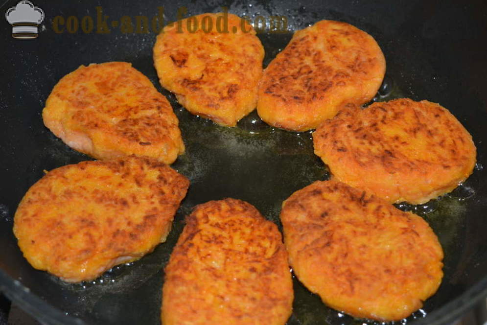 Klassisk Gulerod burgere med semulje, ligesom i børnehaven - hvordan man laver burgere kogte gulerødder i panden, opskrift med trin for trin fotos