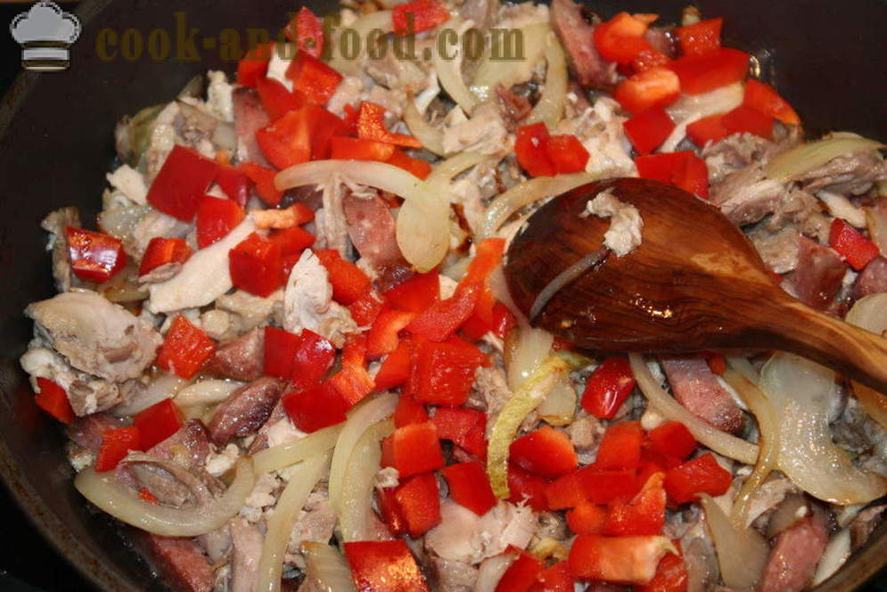 Gryderet med kylling, bacon og grønne bønner i ovnen - hvordan man laver en gryderet i ovnen, med en trin for trin opskrift fotos