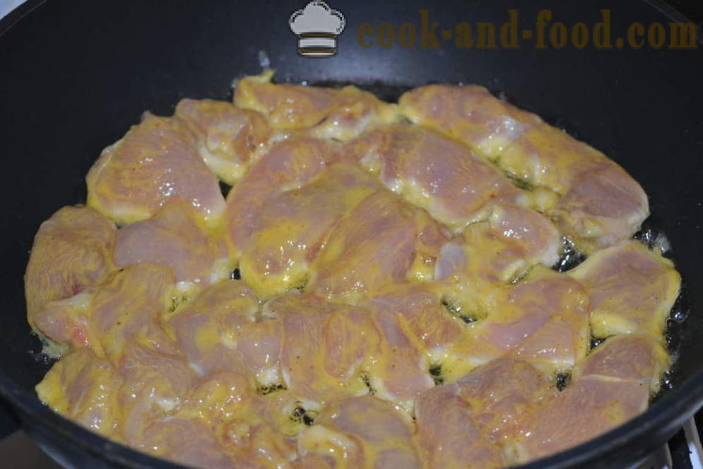 Lækker kyllingebryst stegt i en gryde - hvordan man laver en saftig kyllingebryst på en pande, en trin for trin opskrift fotos
