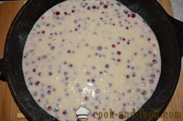 Manna på yoghurt med bær tranebær, bagt uden mel i ovnen - hvordan man forbereder yoghurt med manna i ovnen, med en trin for trin opskrift fotos