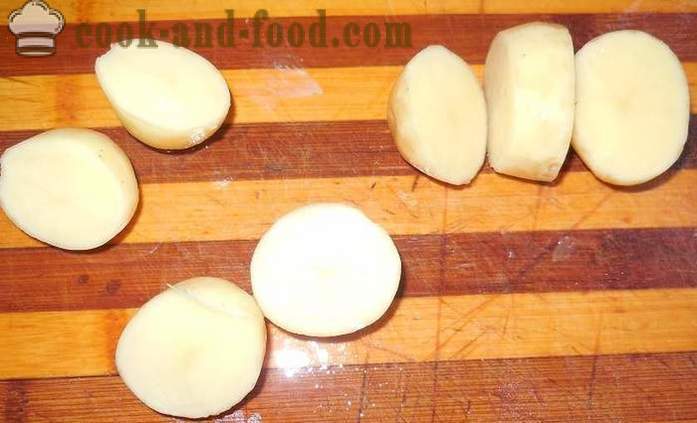 Lækre nye kartofler bagt i ovnen med kødet - så lækker bagt nye kartofler i hullet, opskriften med fotos, trin for trin