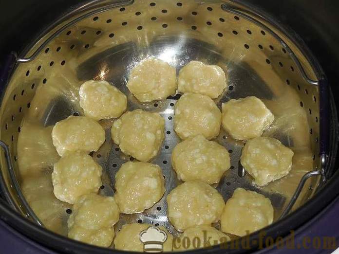 Dovne dumplings fra hytteost i multivarka - opskrift med fotos - trin for trin, hvordan man kan gøre dovne dumplings dampede