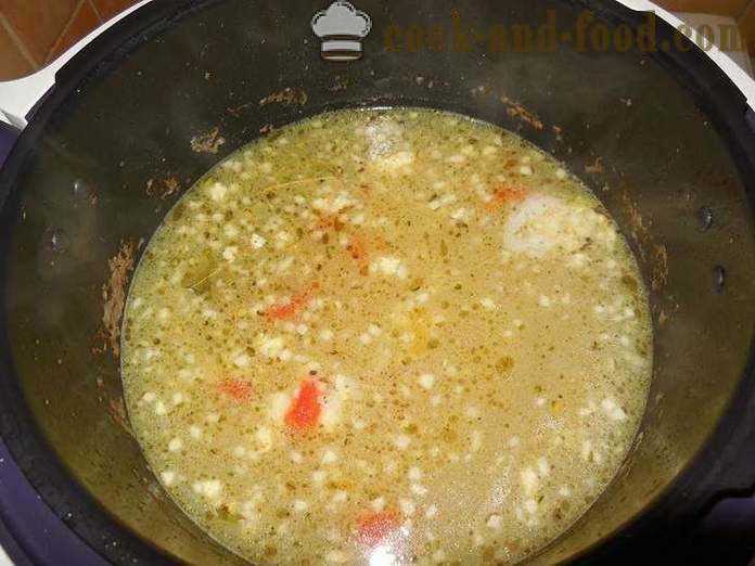 Lækker grøntsagssuppe med kød i multivarka - en trin for trin opskrift med fotos hvordan man laver grøntsagssuppe med frosne ærter og grønne bønner