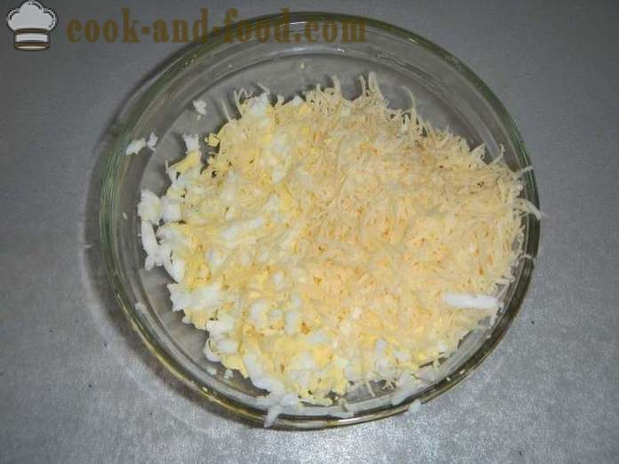 Lækre kødboller fyldt med æg og ost - hvordan man laver frikadeller med fyld, en trinvis opskrift med fotos.