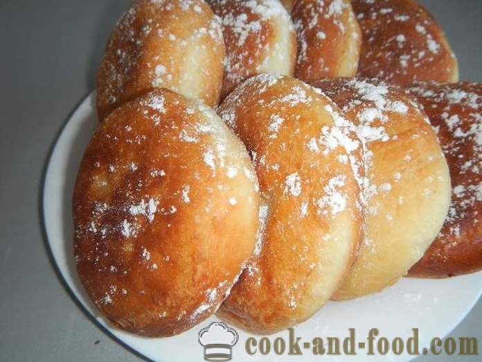 Frodige gær donuts fyldt med syltetøj - hvordan man gør donuts på tørgær og mælk, en trin for trin opskrift fotos