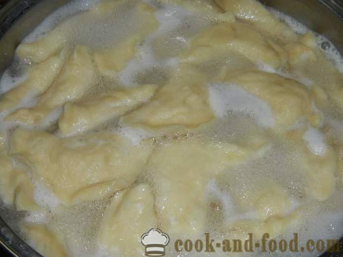 Lækre dumplings med hytteost under chokolade og karamel - hvordan man laver dumplings med hytteost, en trin for trin opskrift fotos