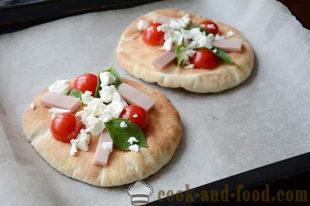 Pizza, suppe og kage med jordbær til frokost - video opskrifter derhjemme